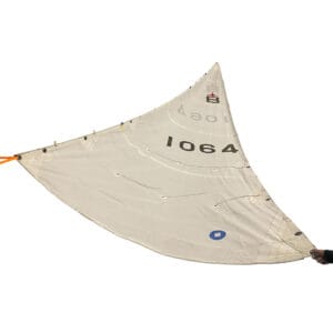 Storsegel dacron travare ca 15kvm förlik 9,4 m